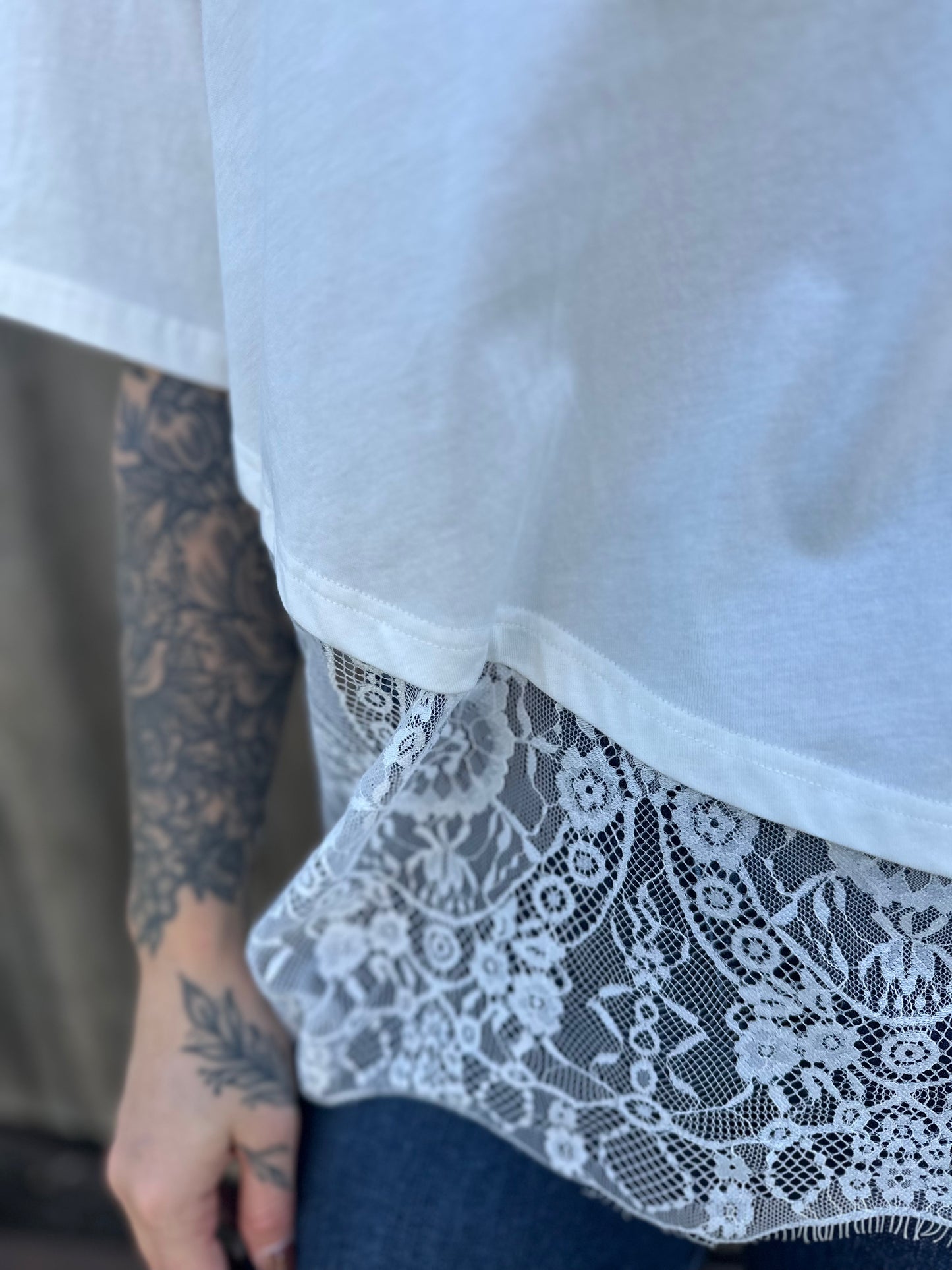Lace Trim Asymmetrical T-Shirt White