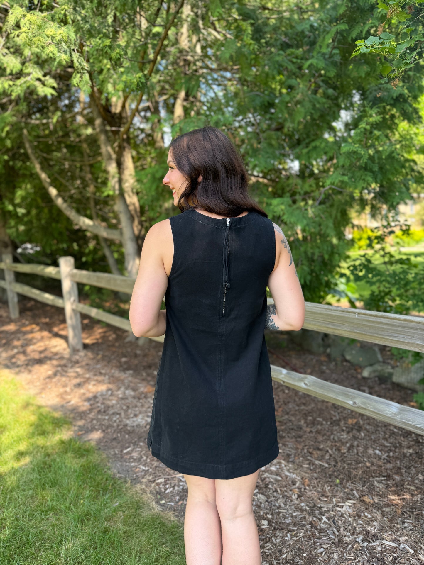 Sleeveless Back Zip Dress Black