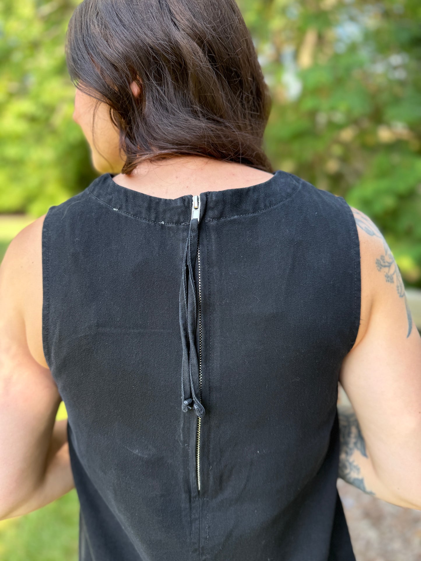 Sleeveless Back Zip Dress Black