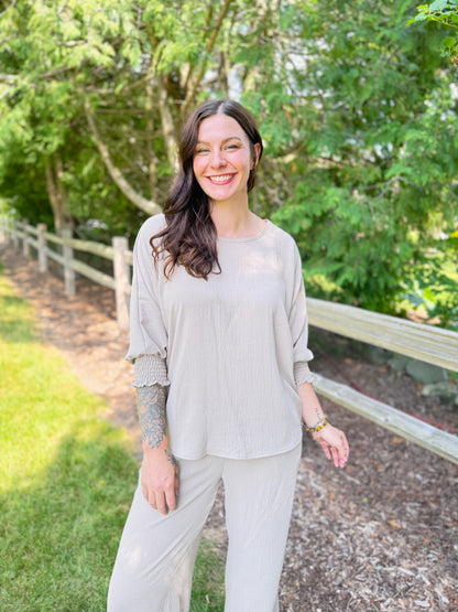 Flowy Scrunch Sleeve Top Taupe