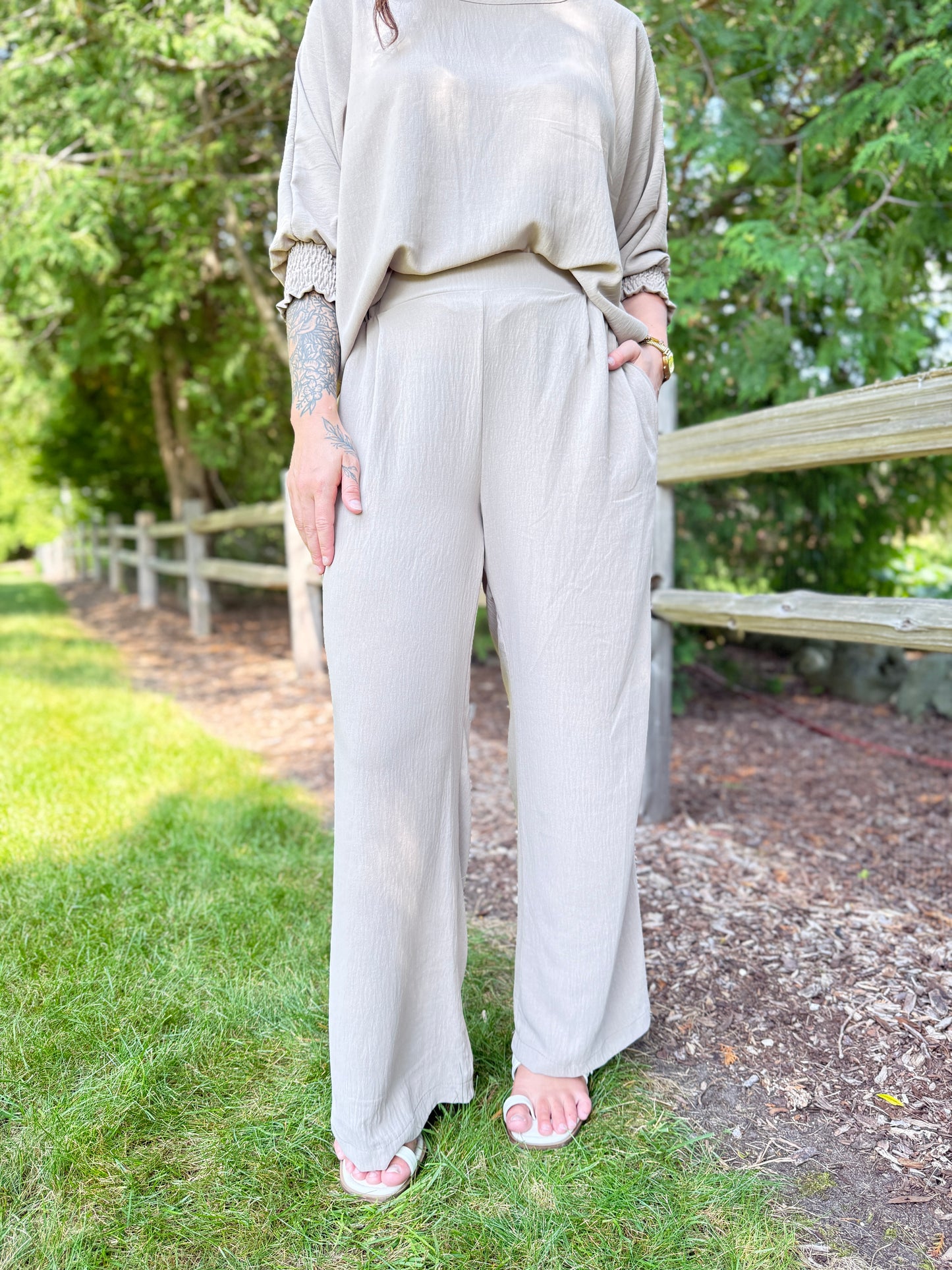 Flowy Wide Leg Pant Taupe
