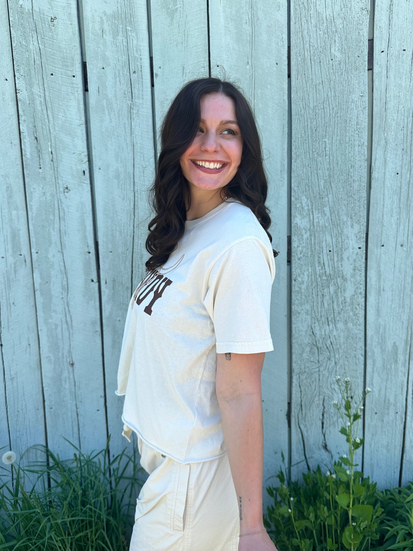 Howdy Cropped Tee Antique White