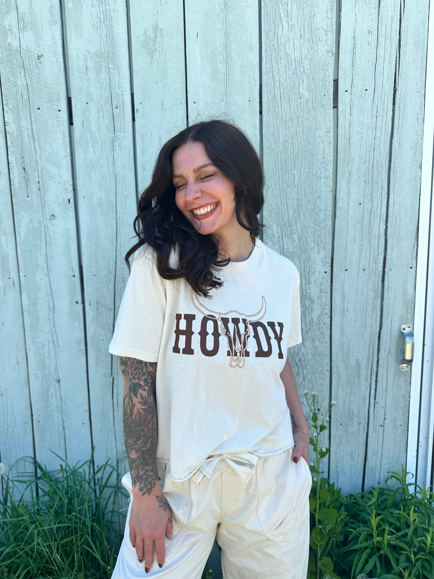Howdy Cropped Tee Antique White