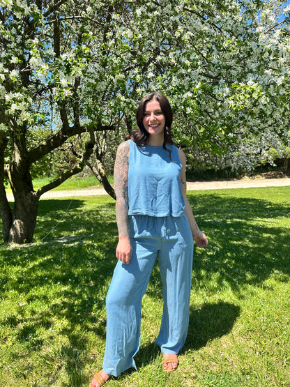 Wide Leg Chambray Pant