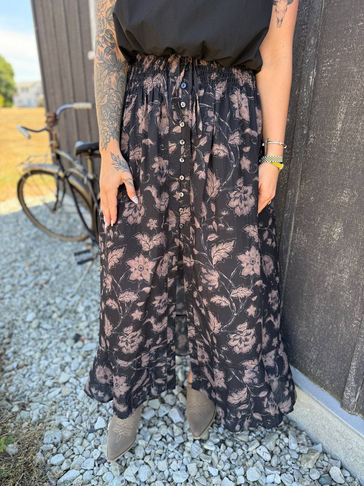 Floral Ruffle Maxi Skirt Black