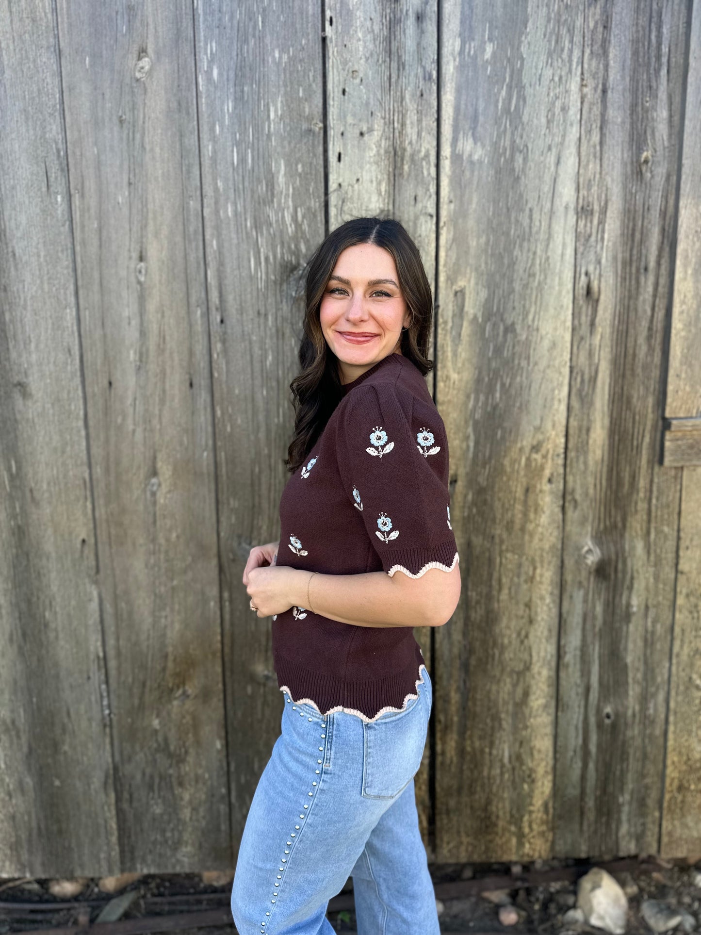 Half Sleeve Flower Sweater Brown
