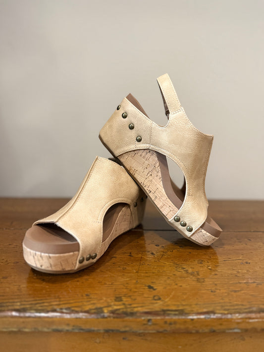 Carley Wedge Almond