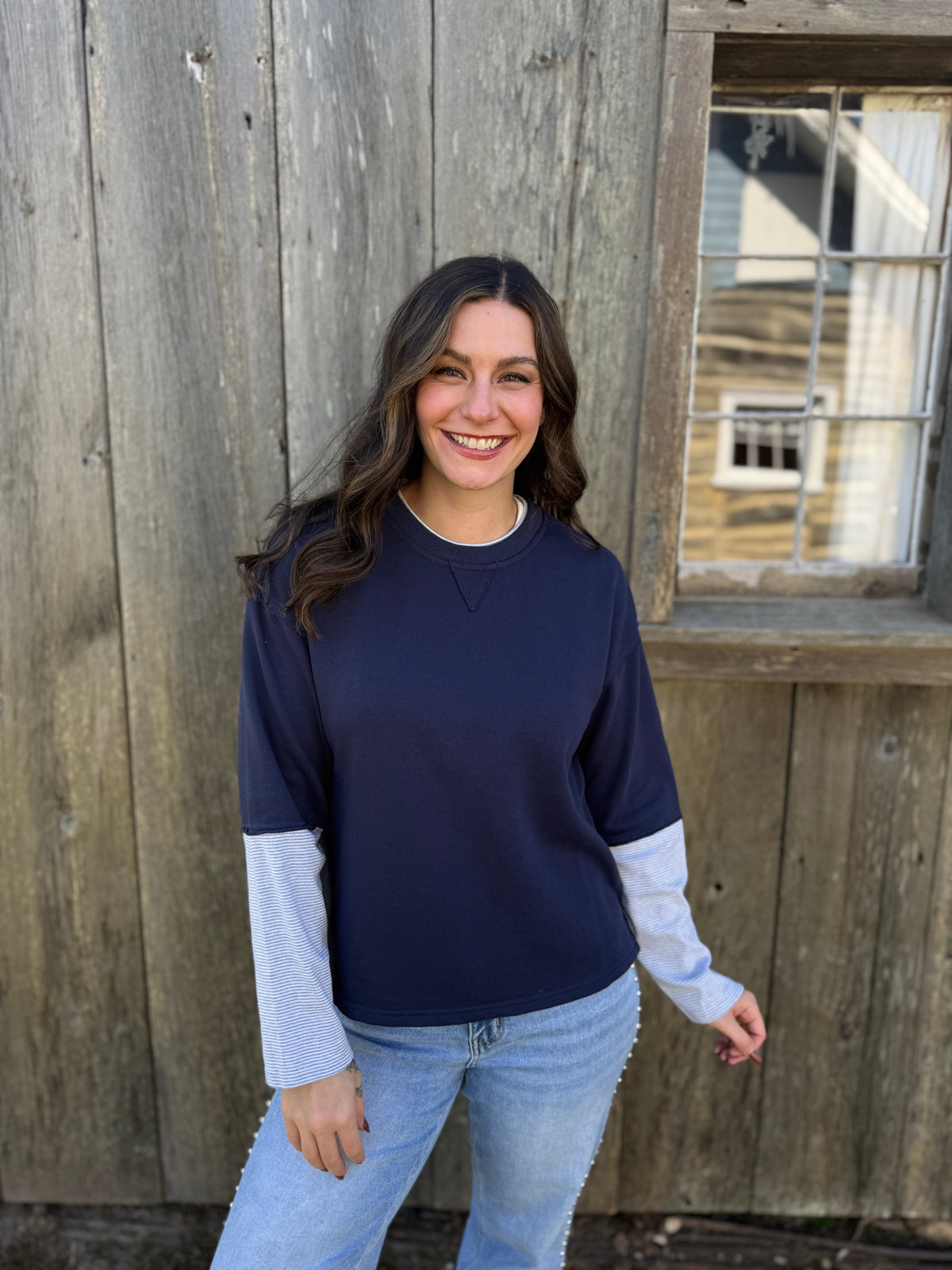 Pullover Contrast Sleeve Top Navy