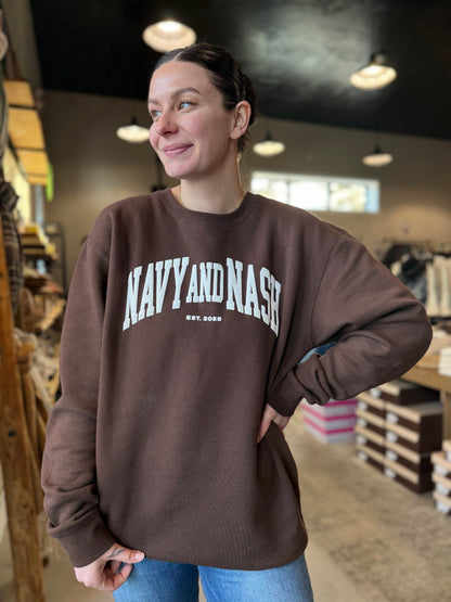 NAVY & NASH CREWNECK BROWN