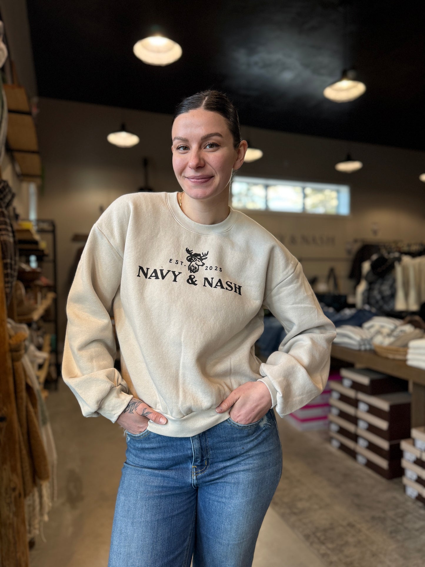 NAVY & NASH CREWNECK CREAM