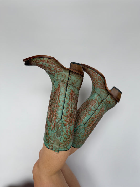 Corral Embroidered Turquoise Boots