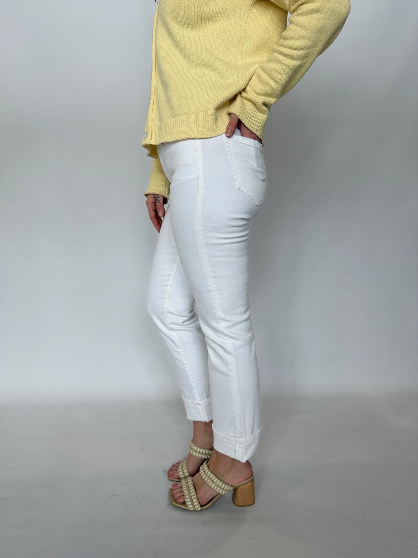 Mid Rise Crop Slim Straight White