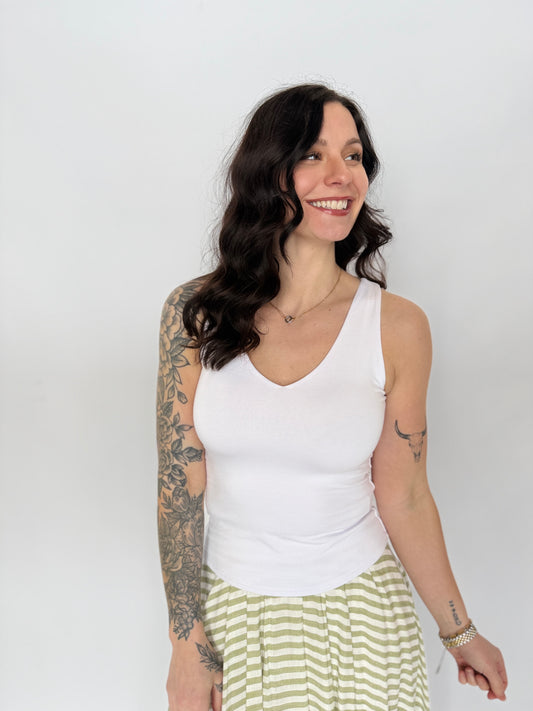 V-Neck Basic Tank White