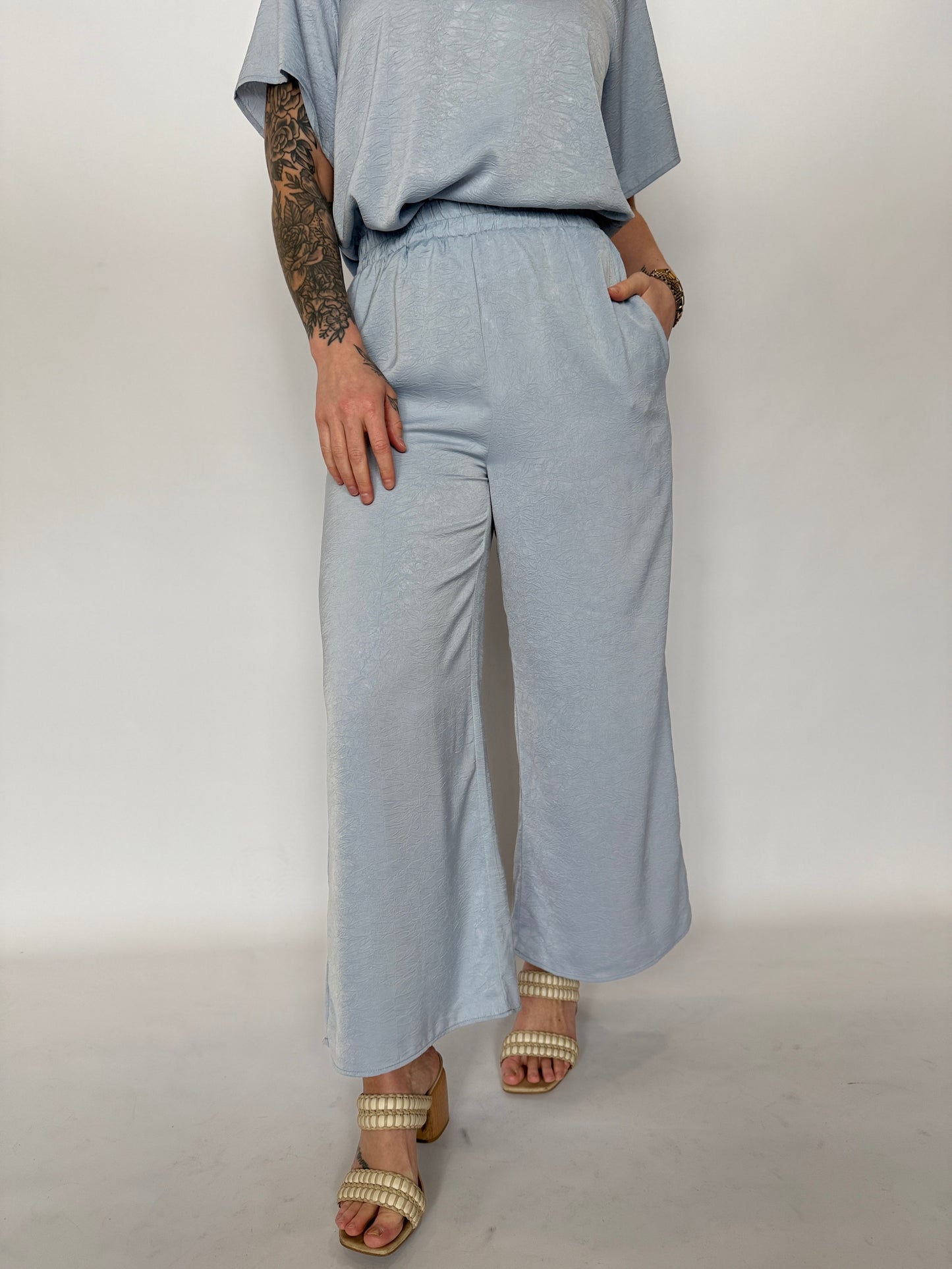 Camille Textured Pant Sky